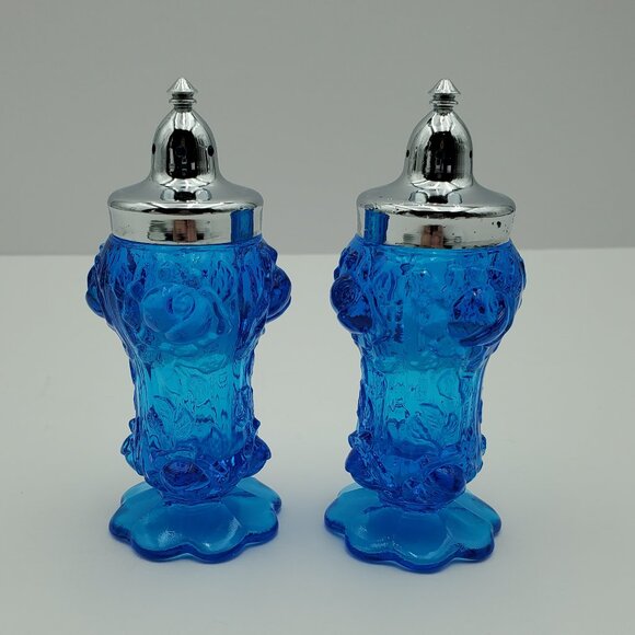 Fenton Blue Cabbage Rose Salt & Pepper Shakers Aqua Blue Carnival Glass Shakers - Picture 1 of 9
